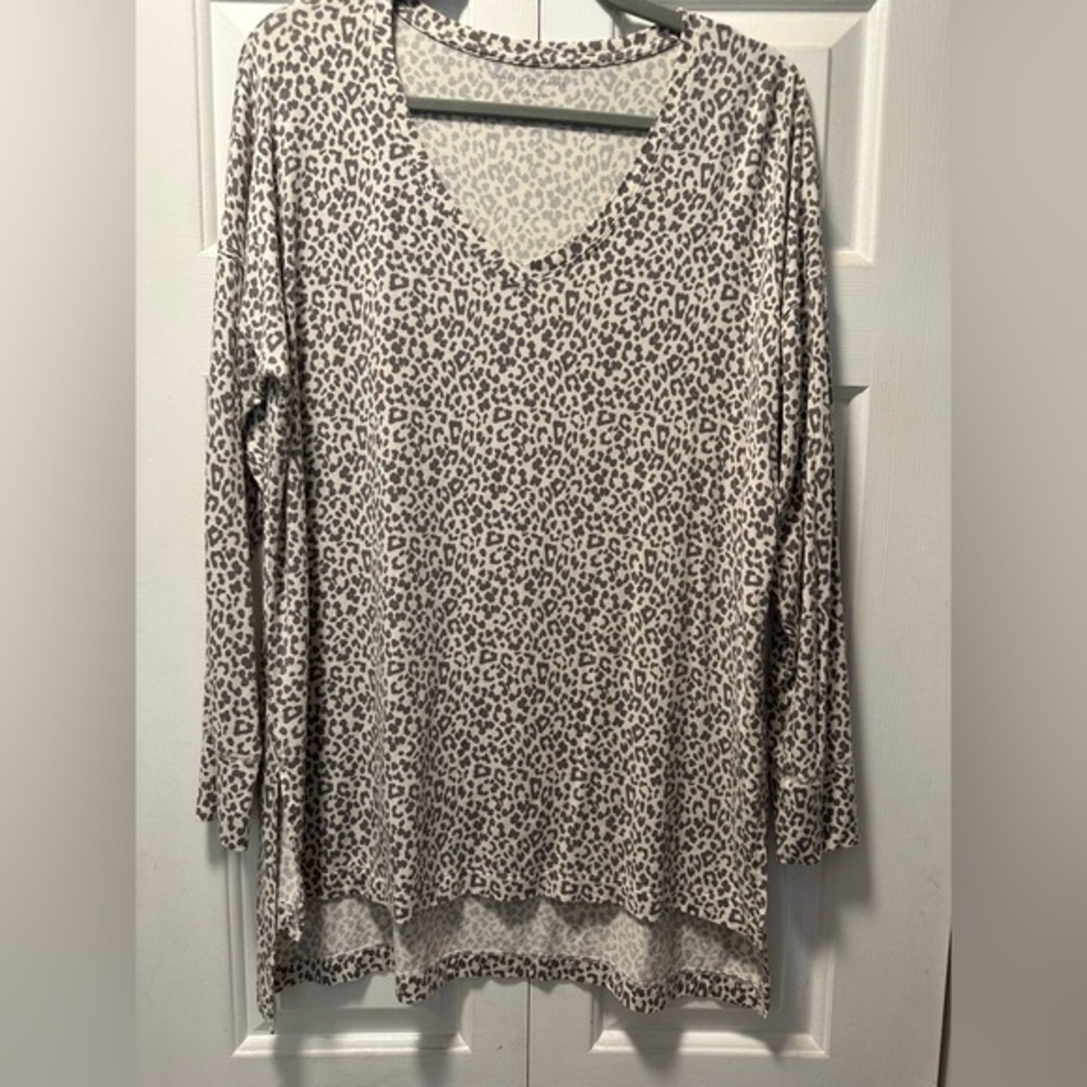 LIKE NEW AMERICAN EAGLE SOFT AND SEXY LEOPARD PRINT TUNIC - Size Small SKU:39